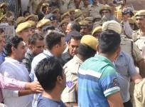 Police takes away actor Salman Khan after a Jodhpur rural court sentenced him to five years of imprisonment in the 1998 black buck poaching case, in Jodhpur on April 5, 2018.