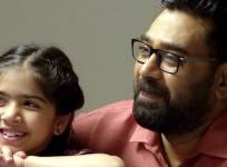 Orayiram Kinakkalal