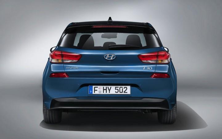 The new i30 was first showcased at the Paris Motor Show earlier in 2016 Hyundai i30, Hyundai i30 launch