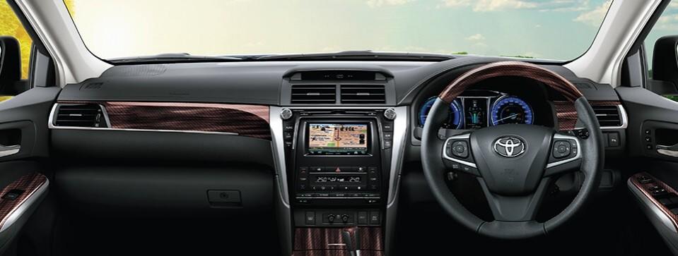 2018 Toyota Camry Hybrid