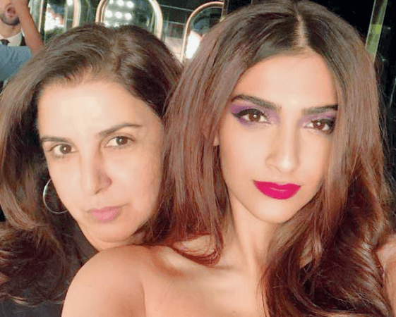 Farah Khan and Sonam Kapoor on the sets of Veere Di Wedding Farah Khan and Sonam Kapoor