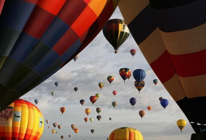 Representational Picture Hot air balloon
