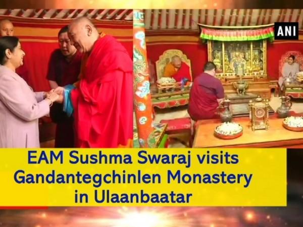 Sushma Swaraj visits Gandantegchinlen Monastery in Ulaanbaatar, Mongolia