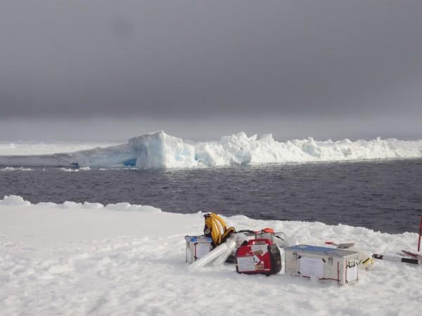 Researchers collect samples of sea ice Arctic ice