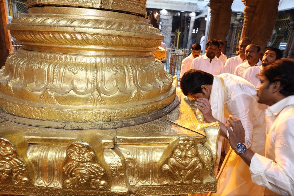 hesh Babu in Tirupati hesh Babu in Tirupati
