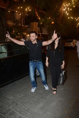 Sanjay Kapoor, wife Maheep Kapoor at Anil Kapoor's house Sanjay Kapoor, wife Maheep Kapoor