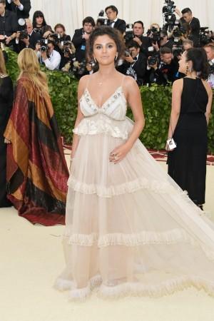 Selena Gomez attends the Heavenly Bodies: Fashion & The Catholic Imagination Costume Institute Gala at The Metropolitan Museum of Art on May 7, 2018 in New York City Selena Gomez