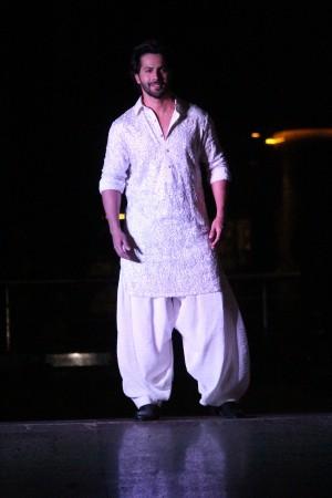 Varun Dhawan Sonam kapoor and Anand Ahuja Sangeet