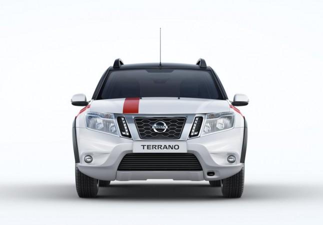 Nissan Terrano Sport gets LED DRLs placed on the grille slats Nissan Terrano Sport