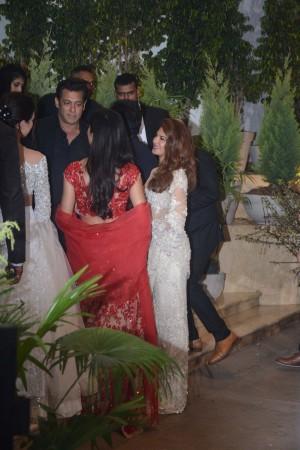 Salman Khan, Katrina Kaif, Jacqueline Fernandez at Sonam Kapoor-Anand Ahuja's reception Salman Khan, Katrina Kaif, Jacqueline Fernandez