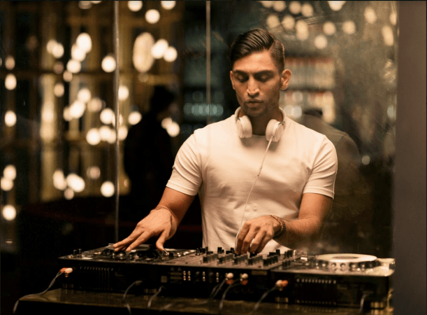 Tareefan composer QARAN Qaran Mehta