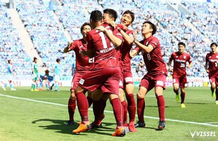 Vissel Kobe players celebrating a goal Vissel Kobe