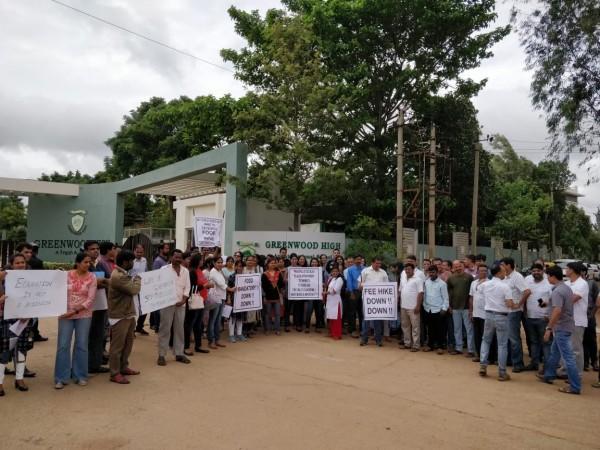 Students of the particular school will not be permitted to bring food from home and will have to eat whatever the school canteen offers Parents protest outside the school