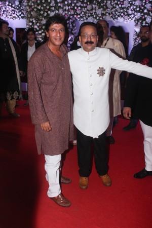 Chunky Panday at Baba Siddiqui's Iftaar Party Chunky Panday at Baba Siddiqui's Iftaar Party