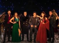 Race 3 team