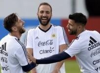 Lionel Messi Gonzalo Higuain Sergio Aguero Argentina