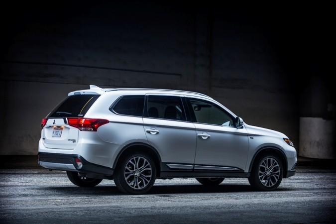 Mitsubishi Outlander is offered only in 2.4-litre, four-cylinder petrol engine Mitsubishi Outlander
