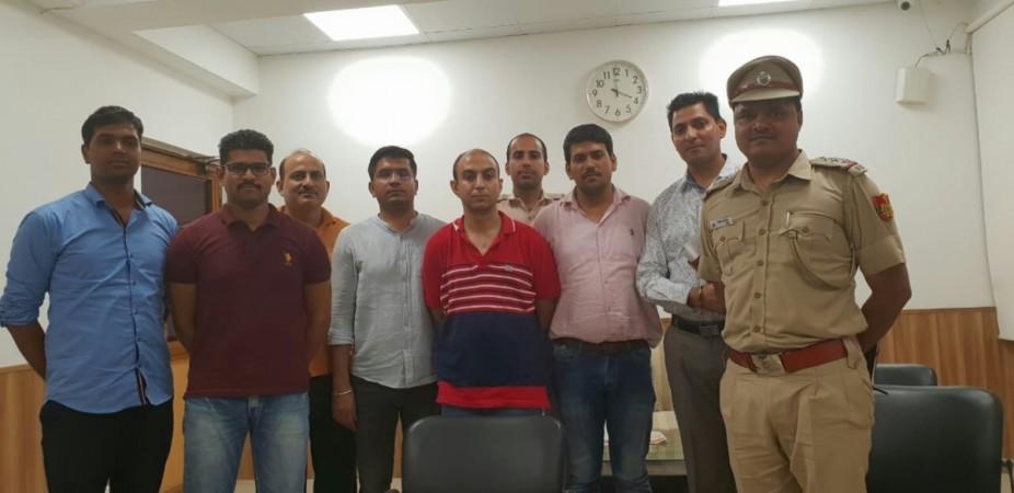 Nikhil Rai Handa, an Army major accused of killing his colleague's wife, in the custody of Delhi police, on June 25, 2018 Nikhil Handa