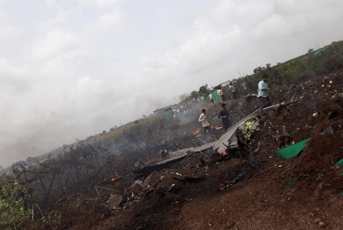 IAF Sukhoi crashes in Nashik IAF Sukhoi crashes