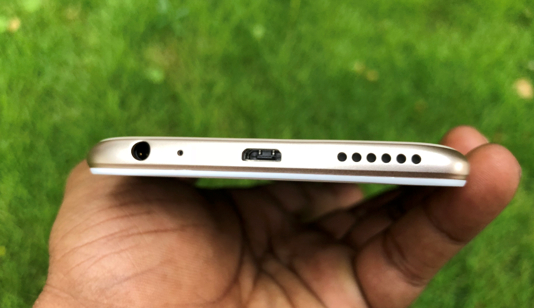 Tecno, Camon iClick, review