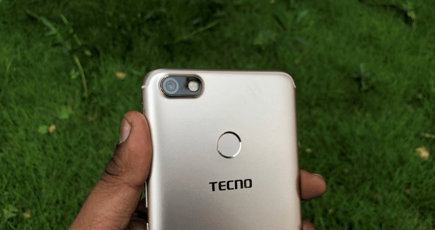 Tecno Camon iClick comes with 16MP rear-camera with F1.8 aperture and Quad-LED flash. Tecno, Camon iClick, review