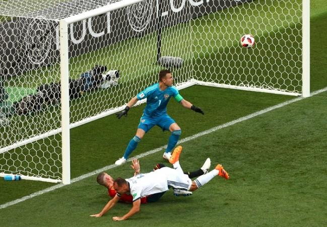 Sergio Ramos Sergei Ignashevich Russia Spain