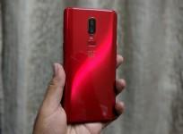 OnePlus 6 Red hands-on photos