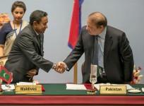Abdulla Yameen, President of the Maldives, greets Nawaz Sharif,