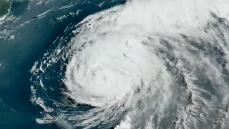 Hurricane Chris Heads Northeast Over Atlantic Ocean
