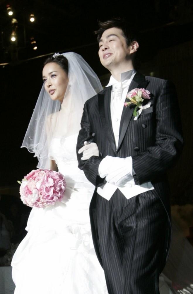 Harisu married singer Micky Jung in 2007, but the couple ended their ten-year marriage last June Harisu