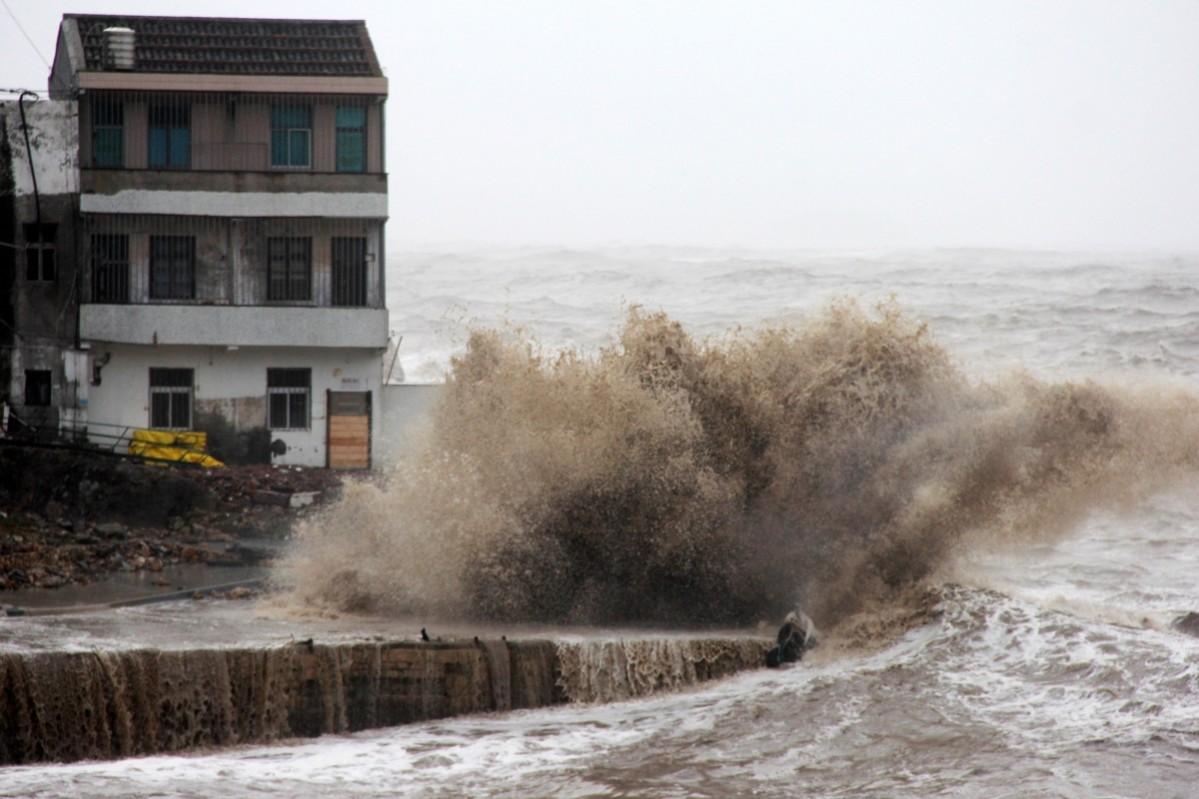 Typhoon Maria batter the coast near Wenling, east China's Zhejiang province Typhoon Maria