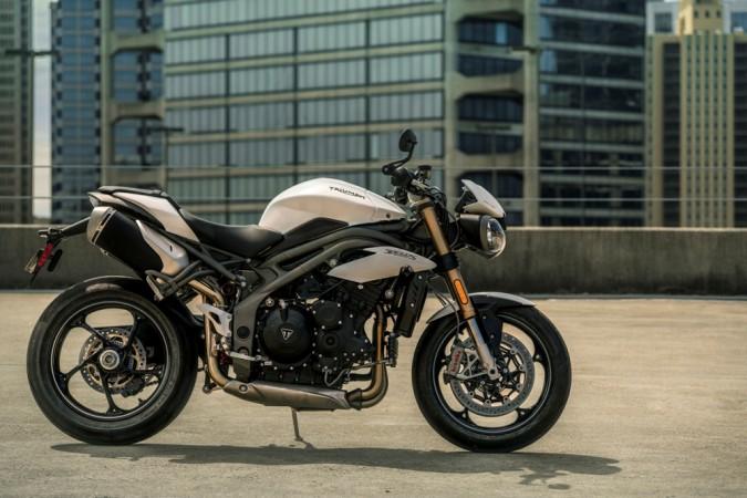 Triumph Street Triple RS in Chrystal White colour Triumph Street Triple RS
