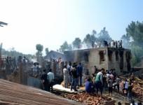 Kashmir Kulgam militant fight