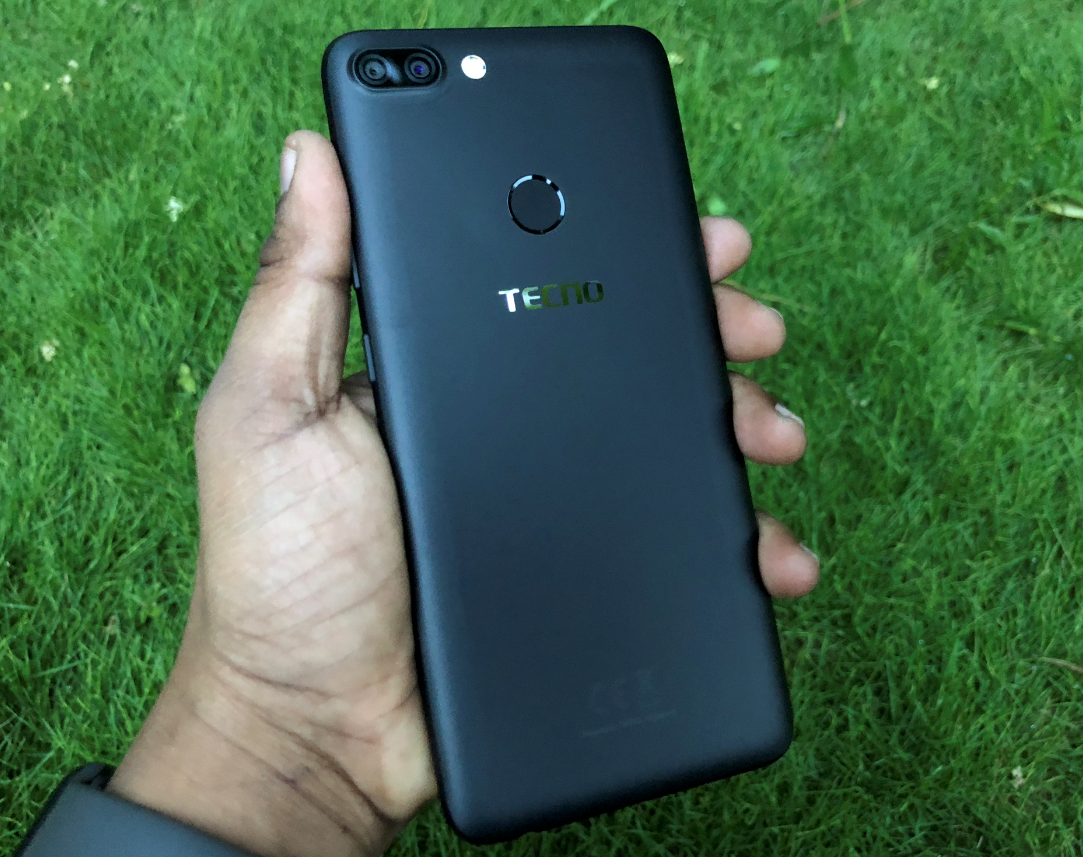 Tecno Camon iTwin offers good grip for the fingers to hold on to the phone. Tecno, Camon iTwin, first impression, price,