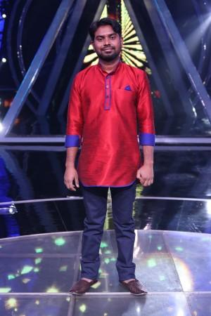 Saurabh Valmiki - Indian Idol 10 contestant Saurabh Valmiki