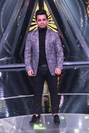 Vibhor Parashar - Indian Idol 10 contestant Vibhor Parashar