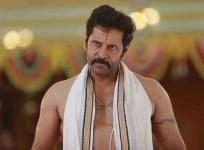 Chiyaan Vikram in Saamy Square