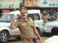 Chiyaan Vikram in Saamy Square