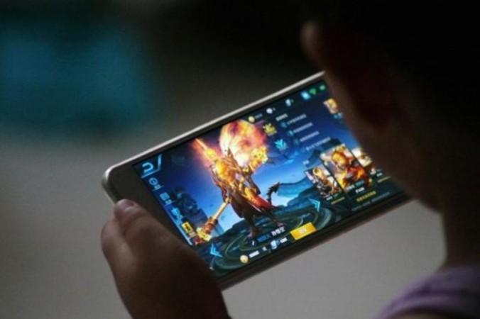 Fortnite has some 'bad news' for iPhone, Android users - Times of India