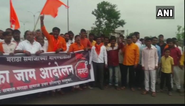 Protesters blocked the Pune-Solapur highway. maratha bandh