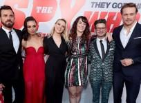 Mila Kunis, Justin Theroux, Kate McKinnon