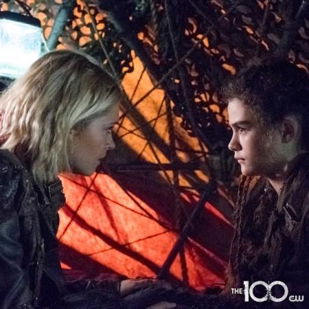 A still from The 100 The 100