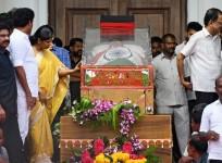 Karunani funeral