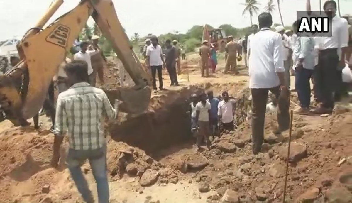 Construction of burial at Chennai's Marina beach. Karunani funeral