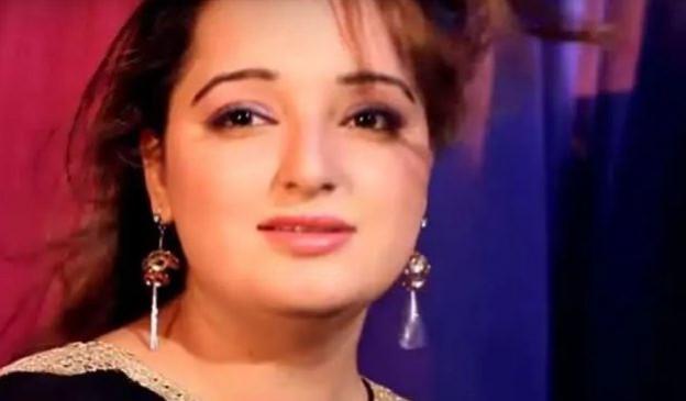 Pakistani actress-singer Reshma shot dead Pakistani actress singer Reshma shot dead