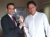 Imran Khan with India's envoy to Pakistan Ajay Bisaria