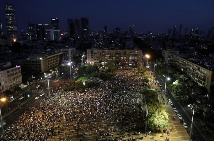 Arabs protesting against the new law in Israel israel jews arabs