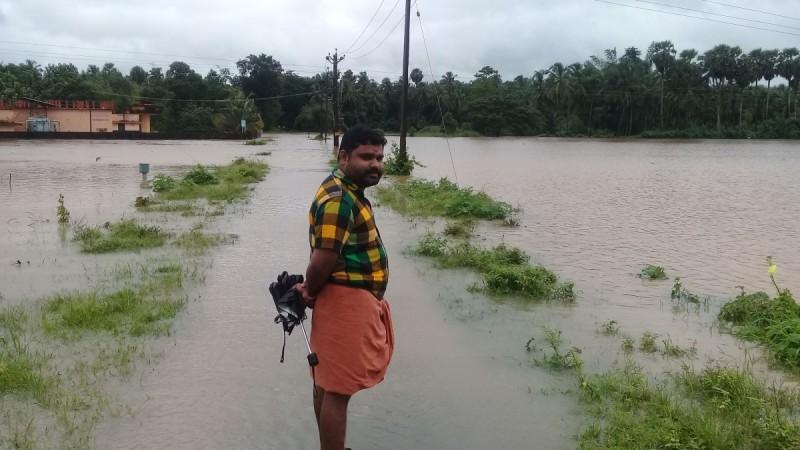 Sunil, a shopkeeper who lost business shared his agony to IB Times Kerala Floods