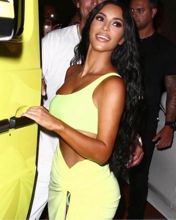 Kim Kardashian – Touches down in Miami