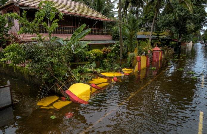 Kerala blames Tamil Nadu for flood says excess water from Mullaperiyar